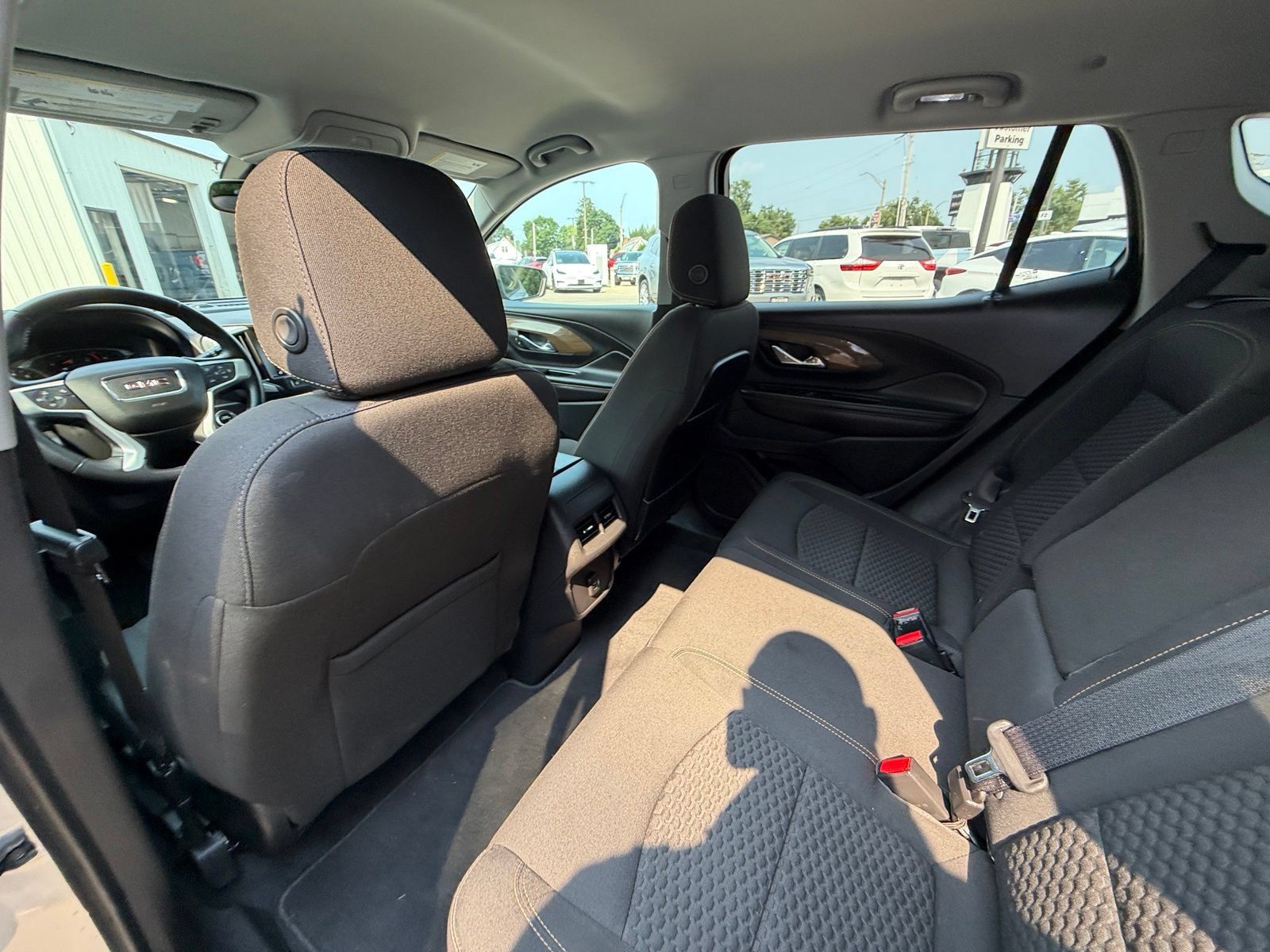 Used 2020 GMC Terrain SLE w/ Driver Convenience Package FWD image 24