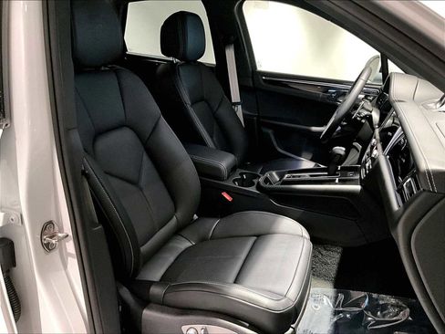 New 2026 Porsche Macan S image 19