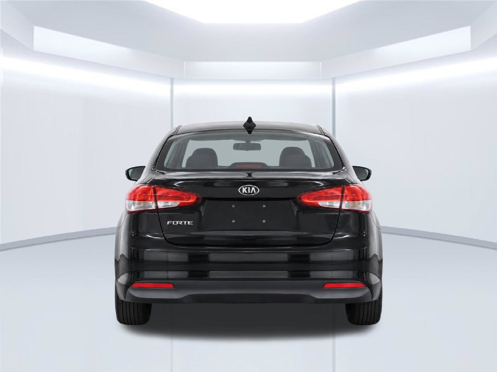 Used 2018 Kia Forte LX FWD image 7