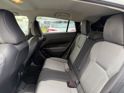Used 2024 Subaru Crosstrek 2.0i Premium AWD/4WD image 3