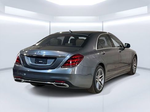 Used 2018 Mercedes-Benz S 560 4MATIC Sedan image 9