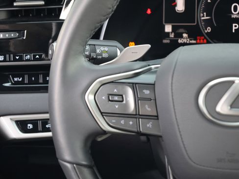 Certified 2024 Lexus RX 350 Premium w/ Accessory Package (Z1) image 18