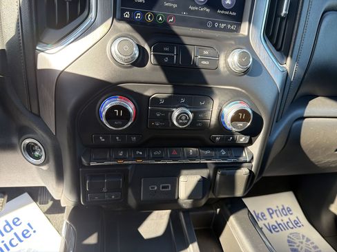 Used 2020 GMC Sierra 2500 Denali w/ Denali Ultimate Package image 18