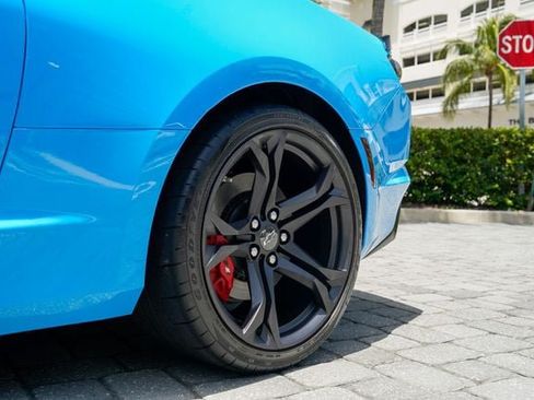 Used 2022 Chevrolet Camaro SS RWD image 45