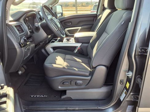 Certified 2024 Nissan Titan SV w/ SV Convenience Package image 14