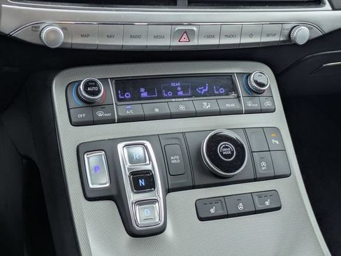 Used 2022 Hyundai Palisade SEL w/ Premium Package FWD image 24