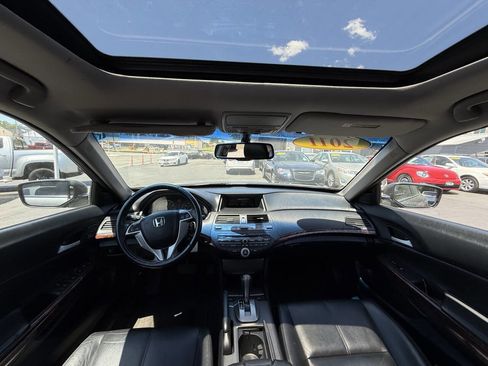 Used 2011 Honda Crosstour EX-L image 13