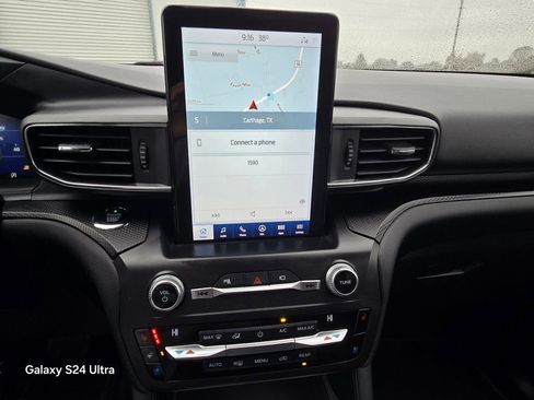 Used 2020 Ford Explorer ST w/ Premium Technology Package image 27