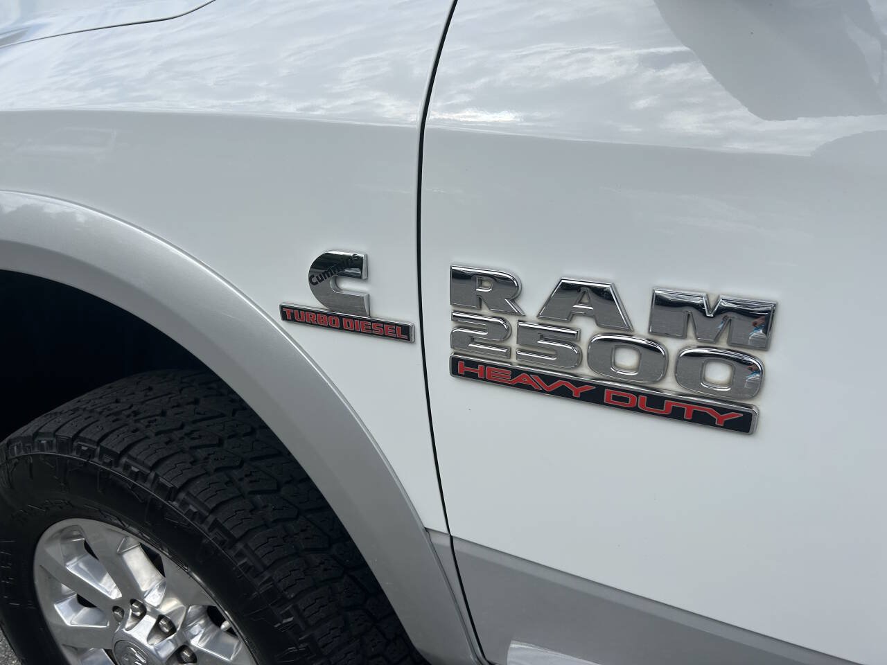 Used 2015 RAM 2500 Laramie w/ Convenience Group AWD/4WD image 14