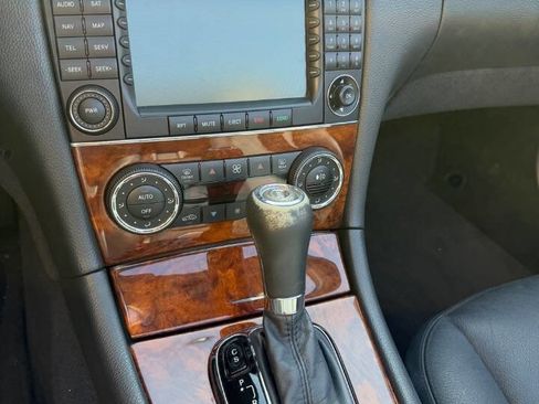 Used 2005 Mercedes-Benz CLK 500 Cabriolet w/ Lighting Pkg image 11