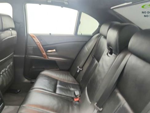 Used 2006 BMW M5 image 29