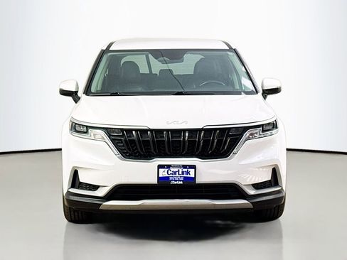 Used 2022 Kia Carnival LX FWD image 2