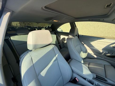 Used 2009 BMW 128i Coupe w/ Premium Pkg image 13