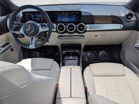 Certified 2026 Mercedes-Benz GLB 250 image 18
