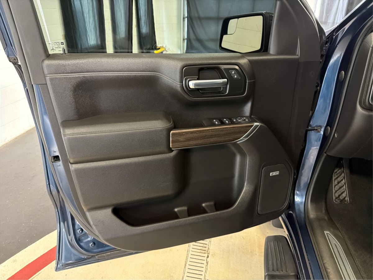 Used 2020 Chevrolet Silverado 1500 RST w/ All-Star Edition AWD/4WD image 21