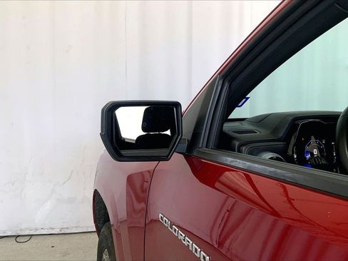 Used 2023 Chevrolet Colorado LT RWD image 10