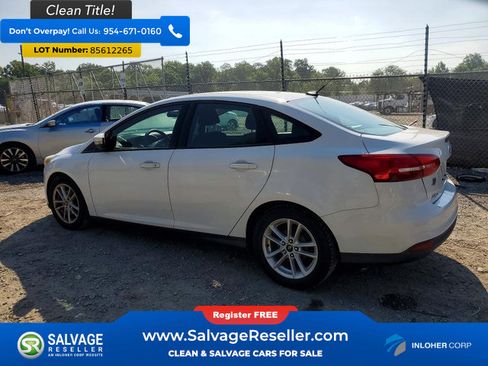 Used 2017 Ford Focus SE FWD image 3