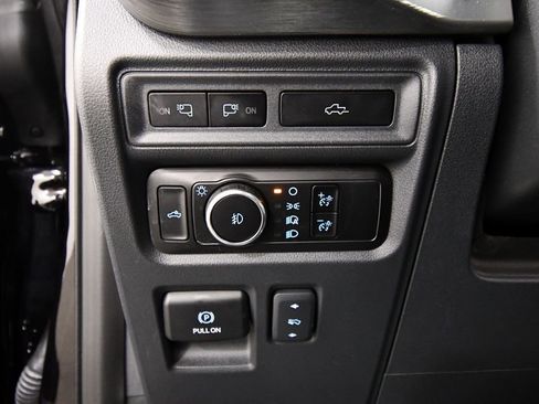 Used 2023 Ford F150 Lariat w/ Equipment Group 502A High image 20