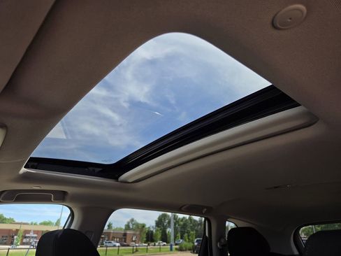 Used 2024 Honda CR-V EX image 13