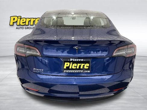 Used 2019 Tesla Model 3 Standard Range image 3