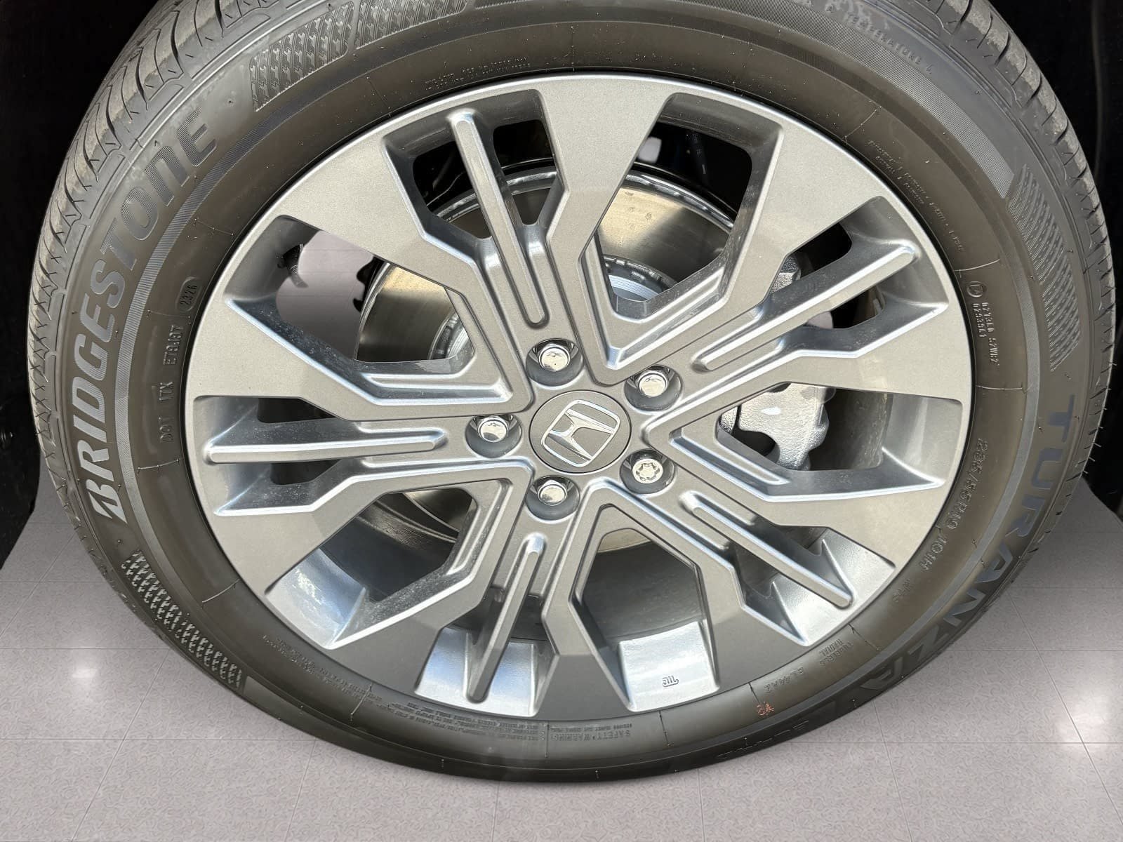 New 2027 Honda Odyssey Touring image 11