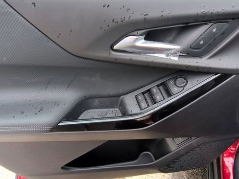 New 2026 Chevrolet Equinox LT w/ Convenience Package II image 24