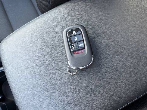 Used 2026 Honda CR-V EX image 31