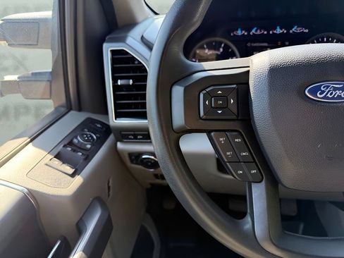 Used 2021 Ford F250 XLT w/ XLT Premium Package AWD/4WD image 26