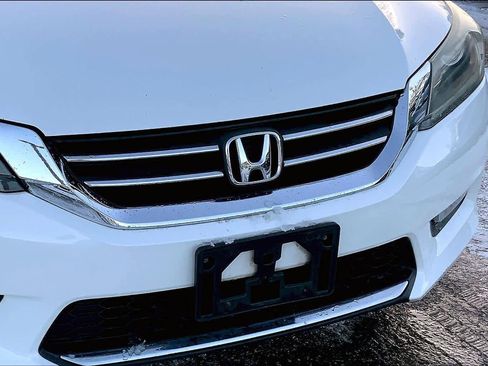 Used 2014 Honda Accord Sport image 31