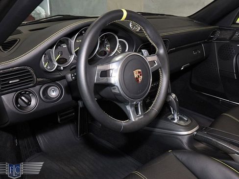 Used 2012 Porsche 911 Turbo image 25