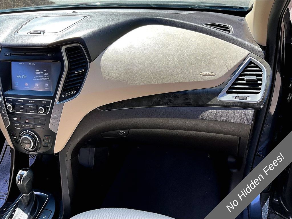 Used 2018 Hyundai Santa Fe Sport w/ 2.4L Value Package 02 AWD/4WD image 15