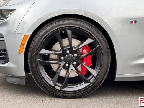 Certified 2023 Chevrolet Camaro SS image 32