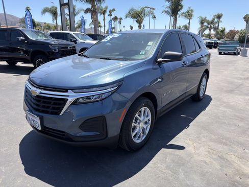 Used 2024 Chevrolet Equinox LS FWD image 4