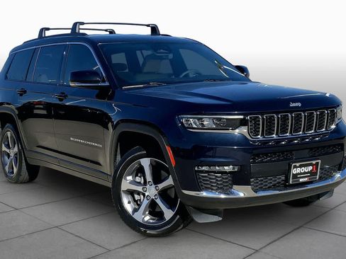 Used 2024 Jeep Grand Cherokee L Limited RWD image 3