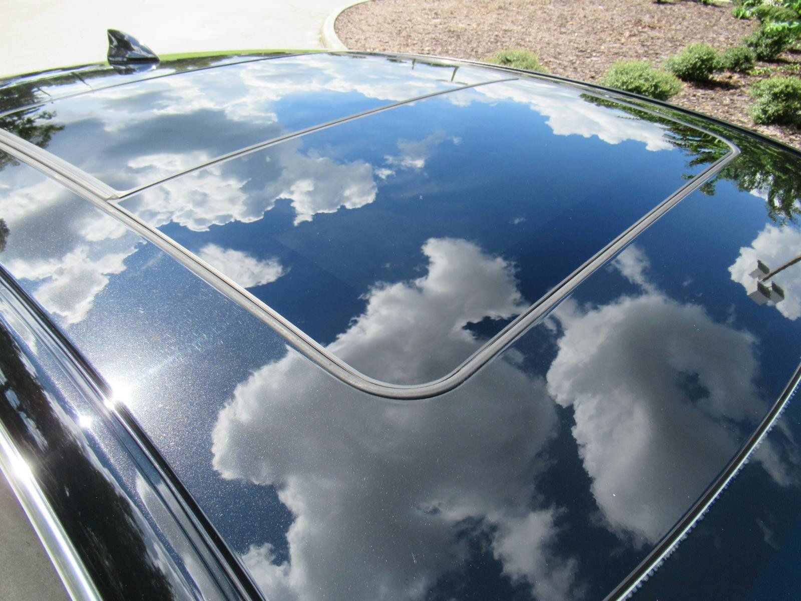 Used 2022 Chevrolet Malibu Premier FWD image 9