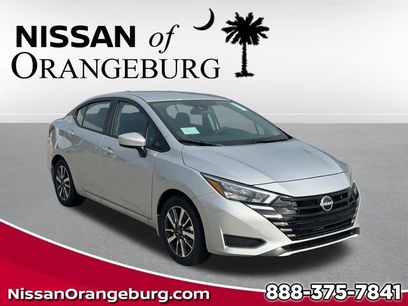 New 2025 Nissan Versa SV w/ Trunk Package