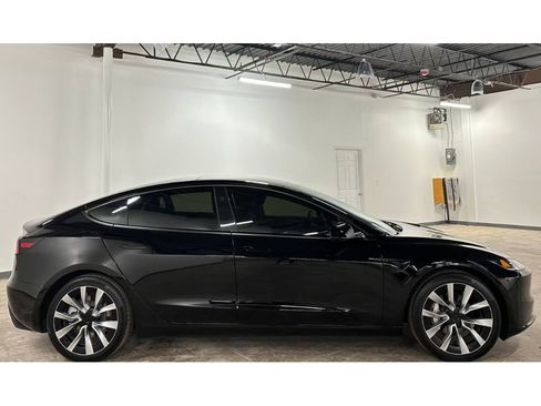 Used 2024 Tesla Model 3 Long Range image 9