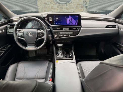 Certified 2024 Lexus ES 300h w/ Technology Package FWD image 13