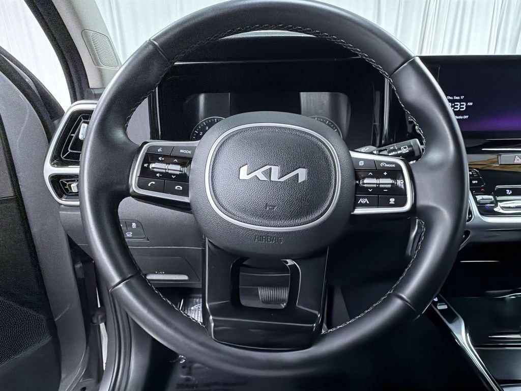 Used 2022 Kia Sorento SX FWD image 26