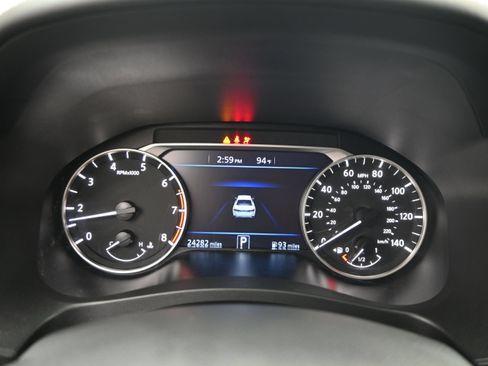 Certified 2025 Nissan Altima 2.5 SR FWD image 12