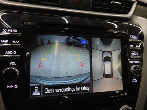 Used 2016 Nissan Murano Platinum w/ Platinum Technology Package AWD/4WD image 23