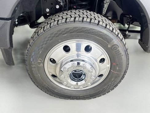 New 2026 Ford F450 Platinum w/ FX4 Off-Road Package AWD/4WD image 30