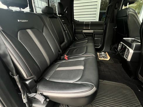 Used 2019 Ford F150 Platinum w/ Equipment Group 701A Luxury image 21