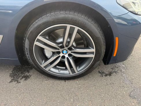 Used 2023 BMW 530i xDrive w/ Premium Package AWD/4WD image 18