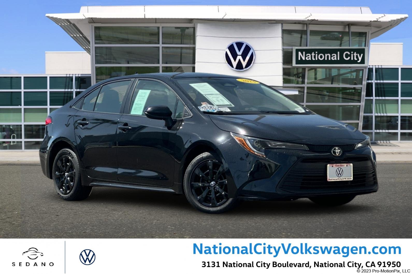 Used 2023 Toyota Corolla LE FWD image 1