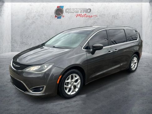 Used 2017 Chrysler Pacifica Touring Plus w/ Tire & Wheel Group image 1