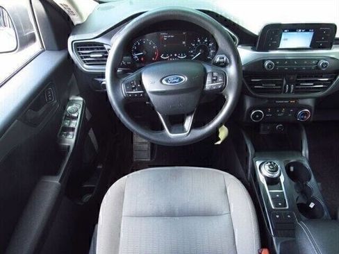 Used 2020 Ford Escape S image 11