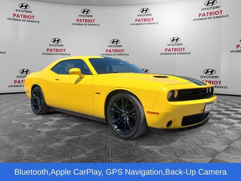 Used 2017 Dodge Challenger R/T w/ Blacktop Package RWD image 1