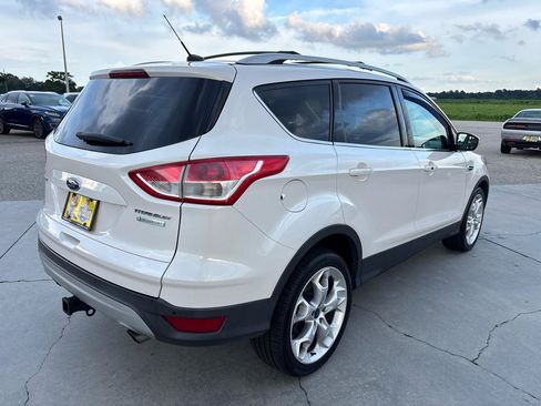 Used 2013 Ford Escape Titanium w/ Class II Trailer Tow Pkg FWD image 4