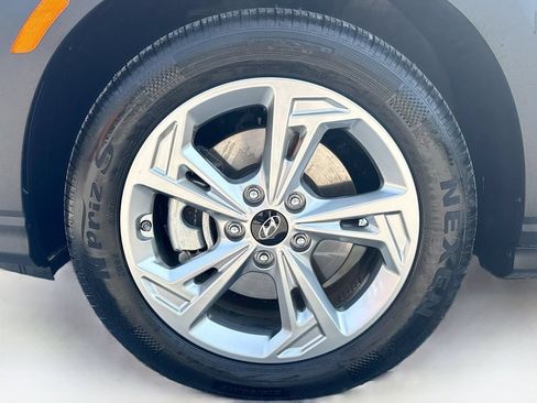 Used 2022 Hyundai Kona SEL AWD/4WD image 29
